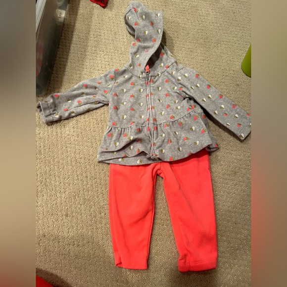 Baby girl’s outfit - Picture 1 of 4